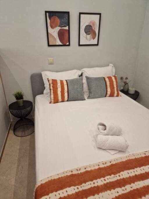 Isg Apartments Estudio En La Alameda Siviglia Esterno foto