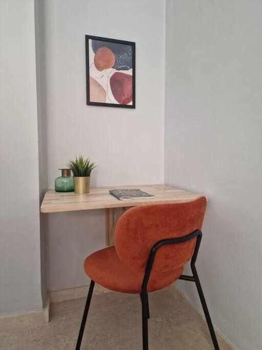 Isg Apartments Estudio En La Alameda Siviglia Esterno foto